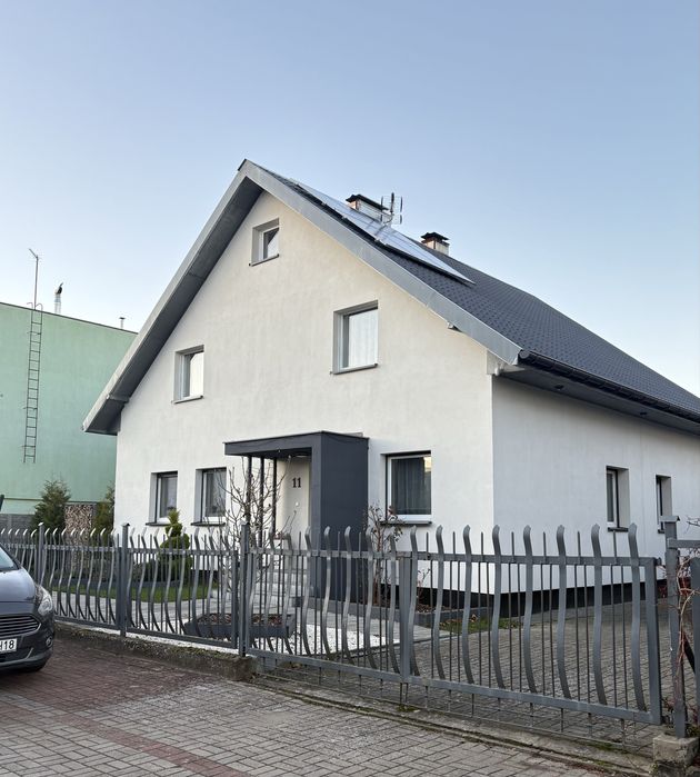 Dom nad morzem Mielno 200 m2 dzialka 525 m2