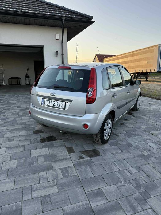 Ford Fiesta 1.4 Niski Przebieg, Dobry stan. Klimatyzacja sprawna.,  5D