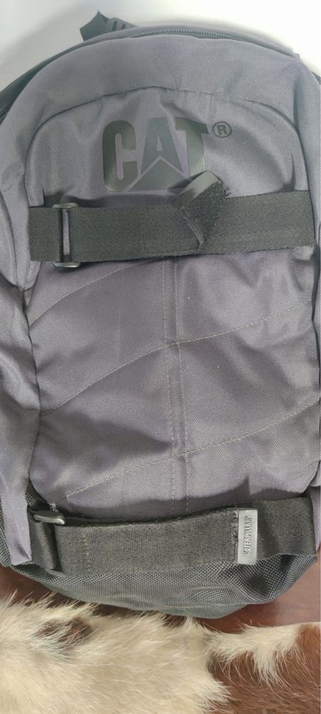 Mochila pequena Cat