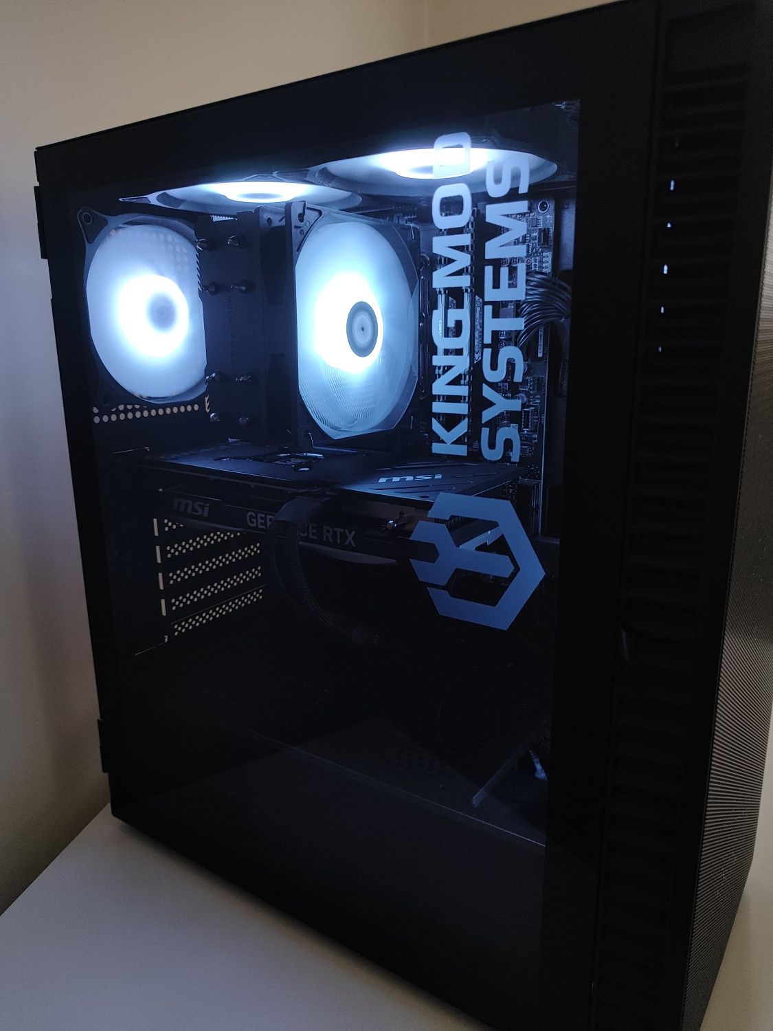 PC GAMING RTX 4070 SUPER RYZEN 7 5700X3D 32GB RAM 1TB SSD (Garantia)