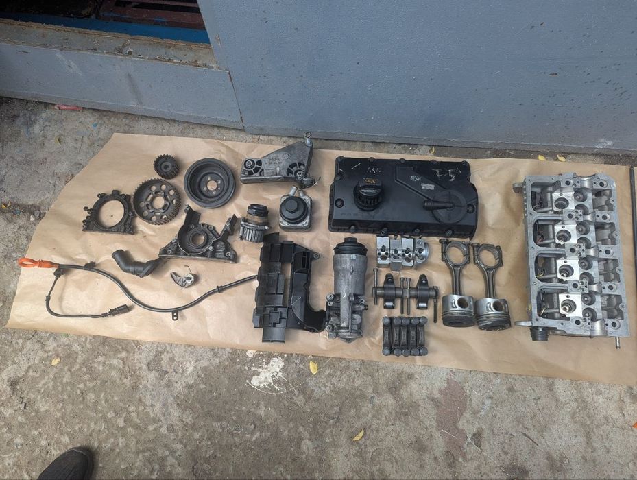 Продам запчастини с двигуна 1.9 ТДІ АХB стояв на Т5