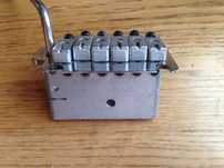Продам Fender Deluxe Locking Tremolo