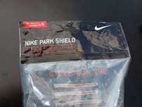 NIKE Park Shield