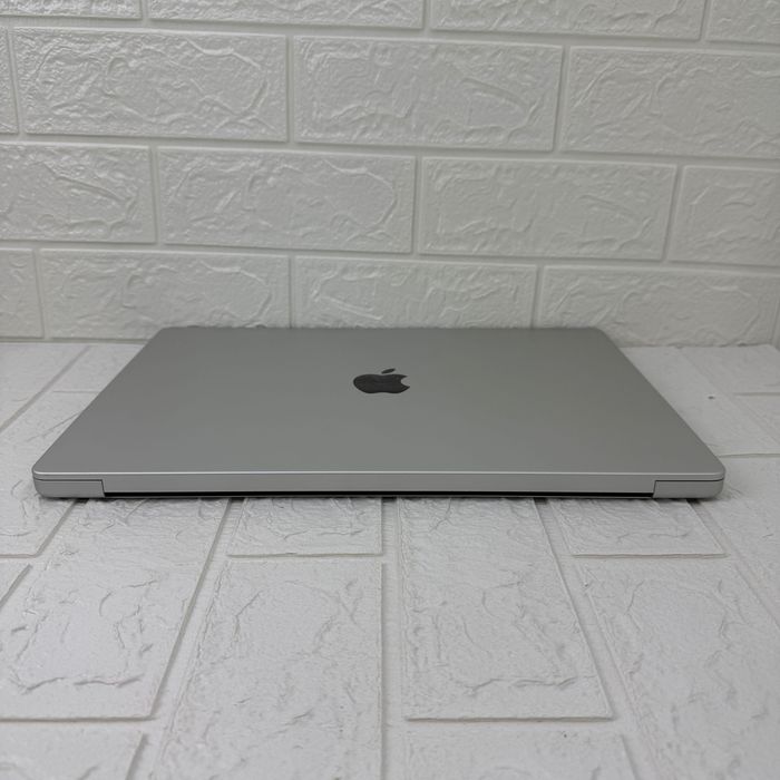 №2667	MK1E3	MacBook Pro 16 	Silver	M1 pro	16/512
