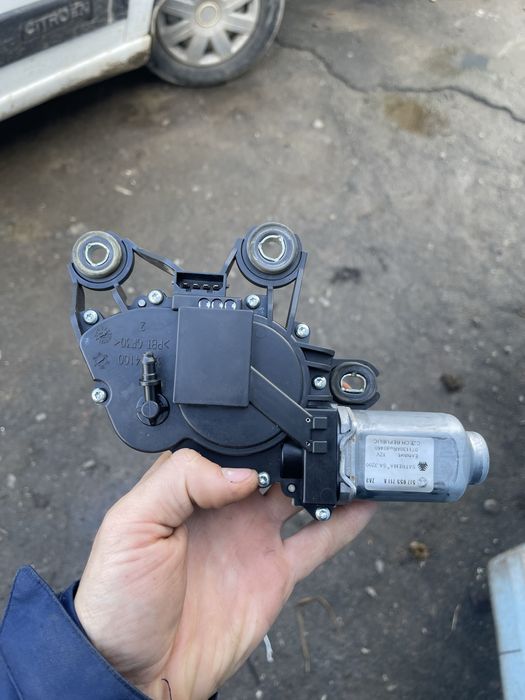 Моторчик дворника фабия