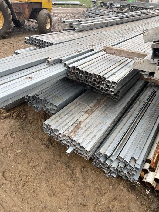 Ceownik 40x40x2 pół zamknięty ocynk 8-9m łaty dachowe profil wiaty