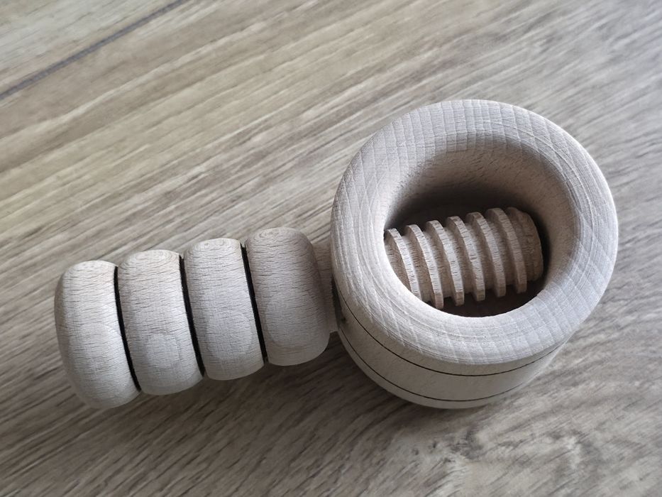 Dziadek do orzechow otwieracz do orzechow drewniany nowy