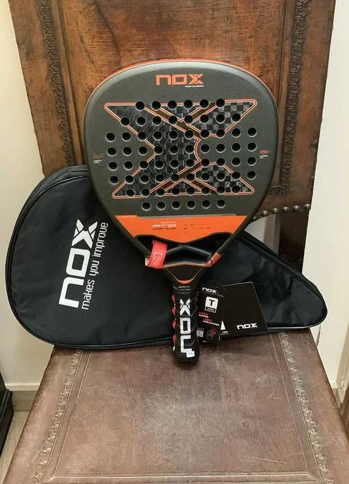 Padel Nox AT10 Genius 18K 2025 Agustin Tapia
