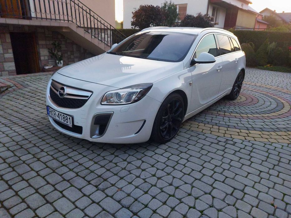 Opel Insignia OPC 325km 4x4 kombi 2011r pierwsza rejestracja ORYGINAŁ