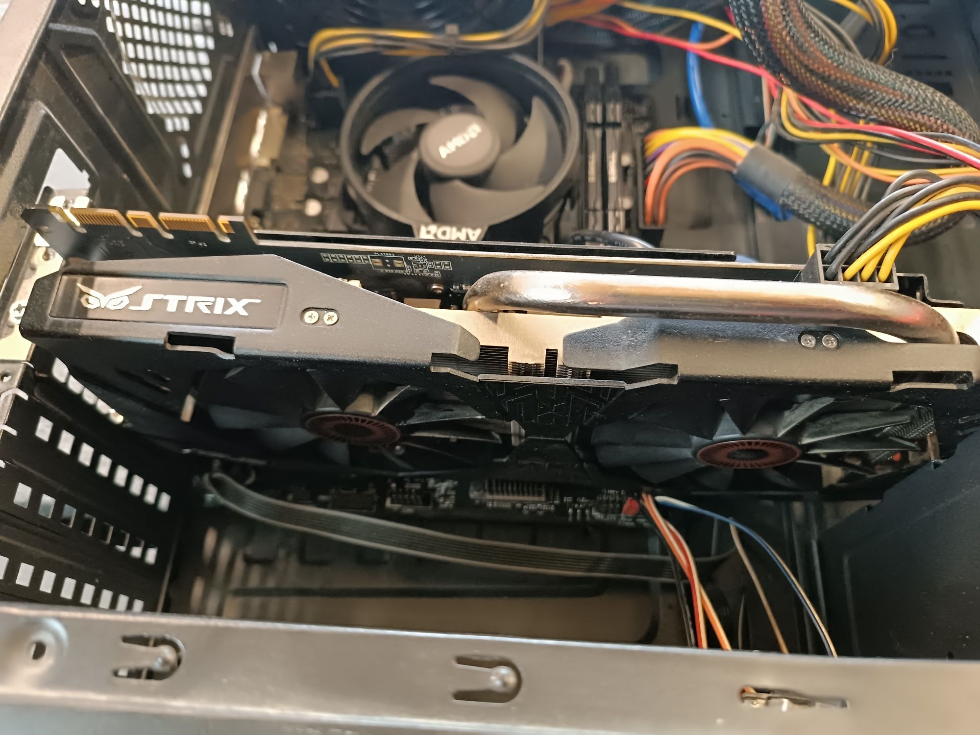 Komputer ryzen 5 3600 ram 32gb gtx strix 4gb ssd 500gb wifi 6
