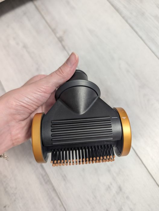 Насадка на Dyson supersonic