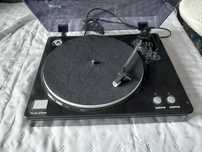 gramofon Kruger&Matz TT-501