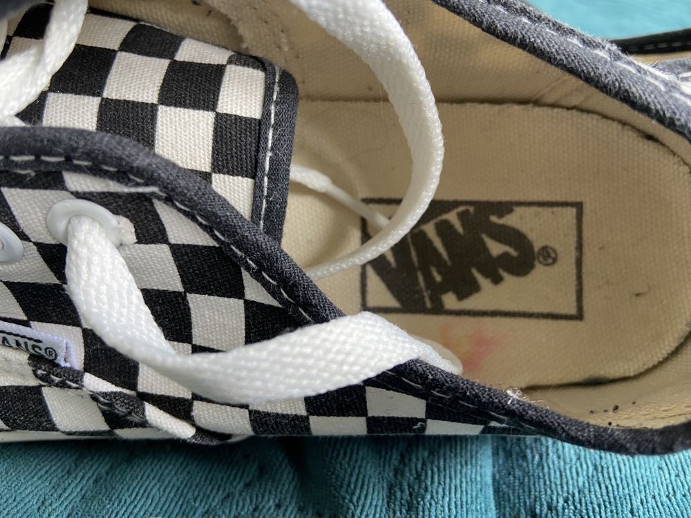 Vans w kratkę 38