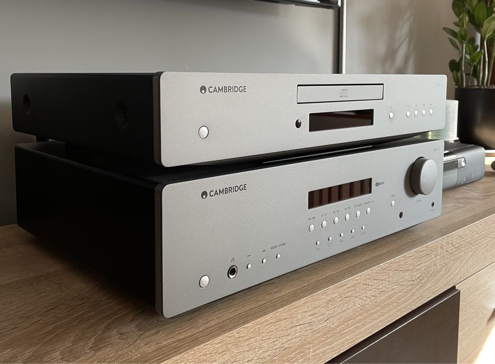 Cambridge Audio AXR 100 i CXA35