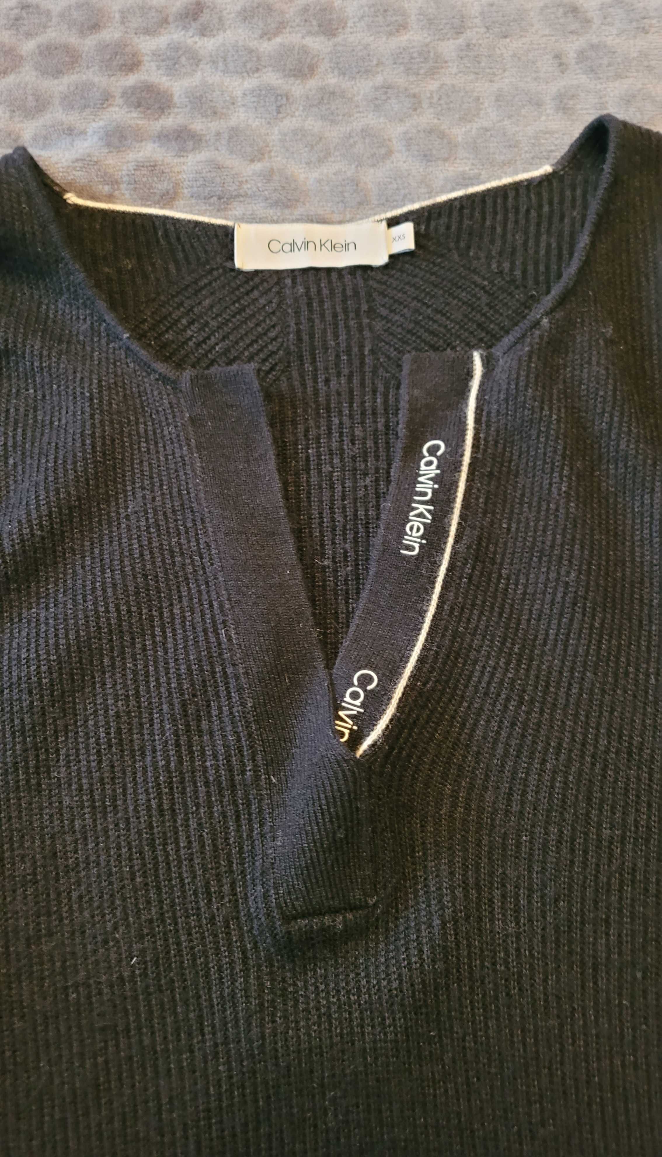 Calvin Klein czarny damski sweter rozm. xxs.