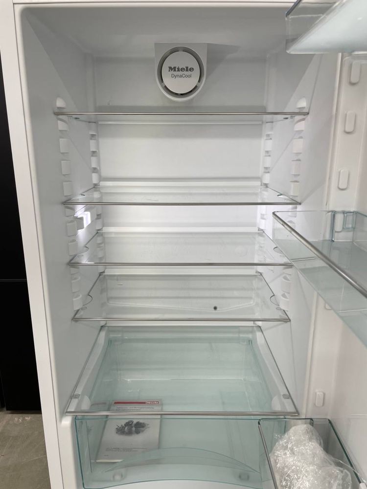 Вбудований Холодильник KFN 37232 iD під забудову