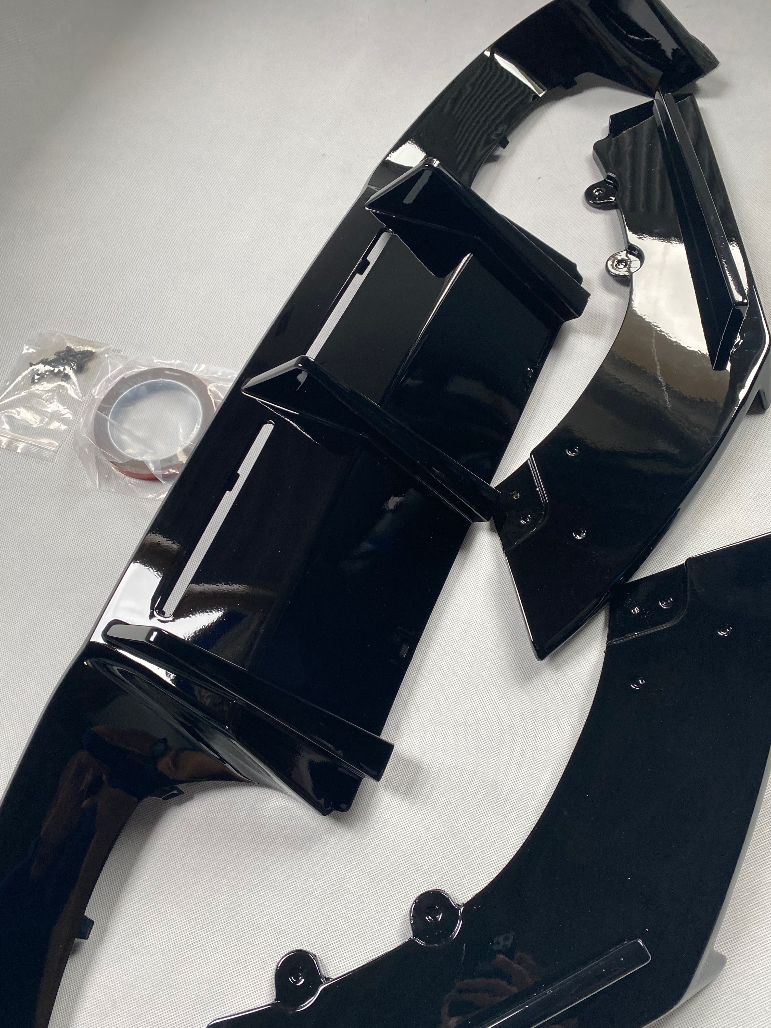 Dyfuzor Dokładka Tył Spoiler BMW F87 M2 M2C CZARNY POŁYSK / CARBON