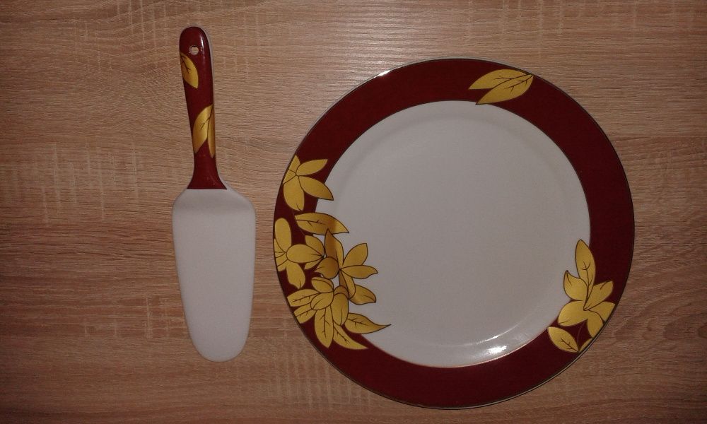 Продам новое блюдо 27,5см / тортница/тарелка для торта с лопаткой!