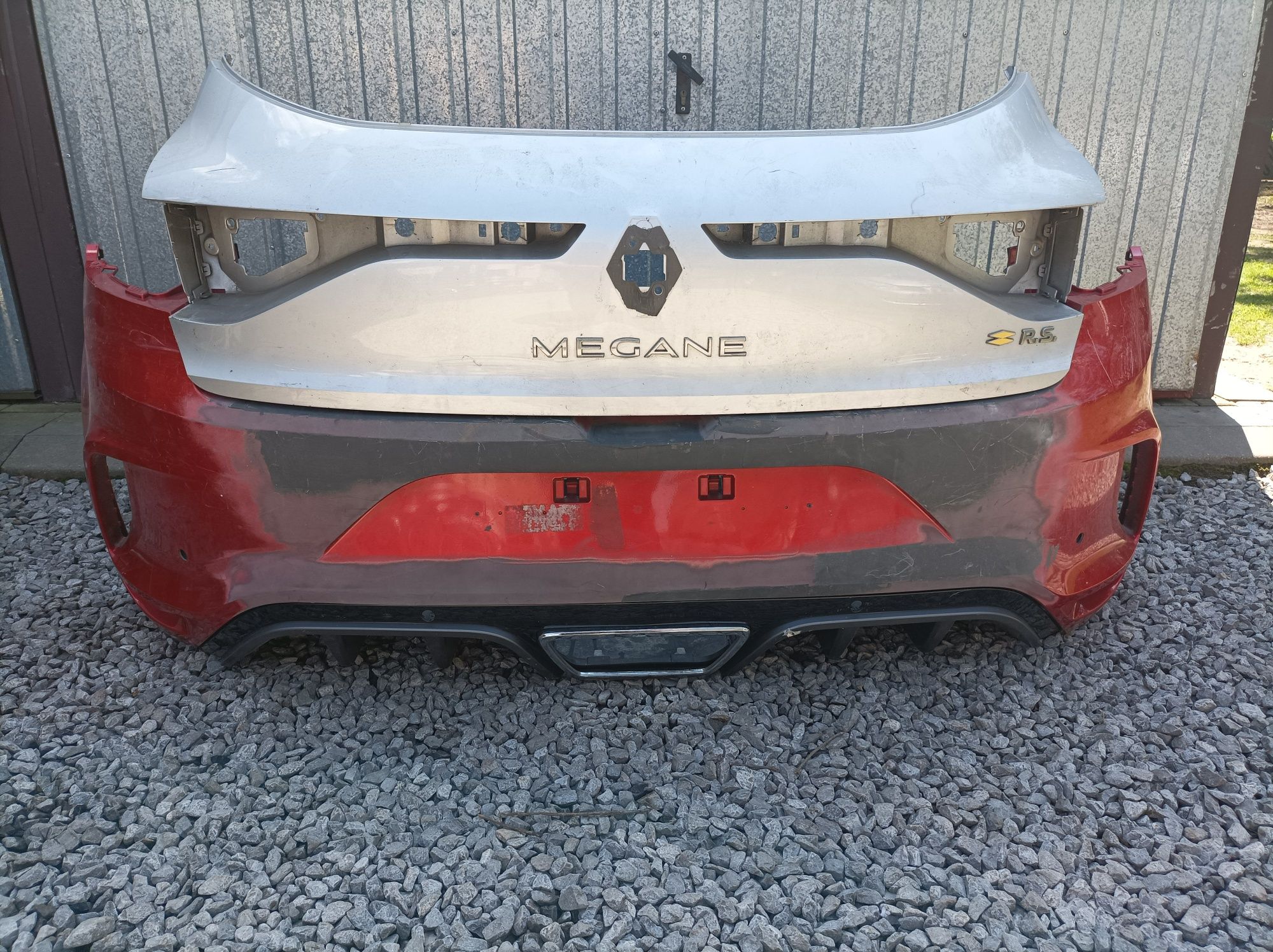 Zderzak tył renault Megane iv 4 rs dokładka podłoga