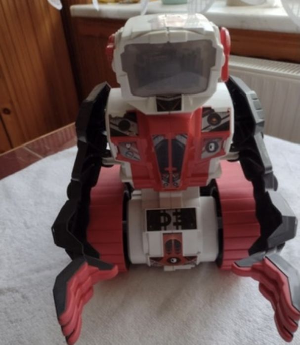 Zabawka robot dla dziecka na dzień dziecka