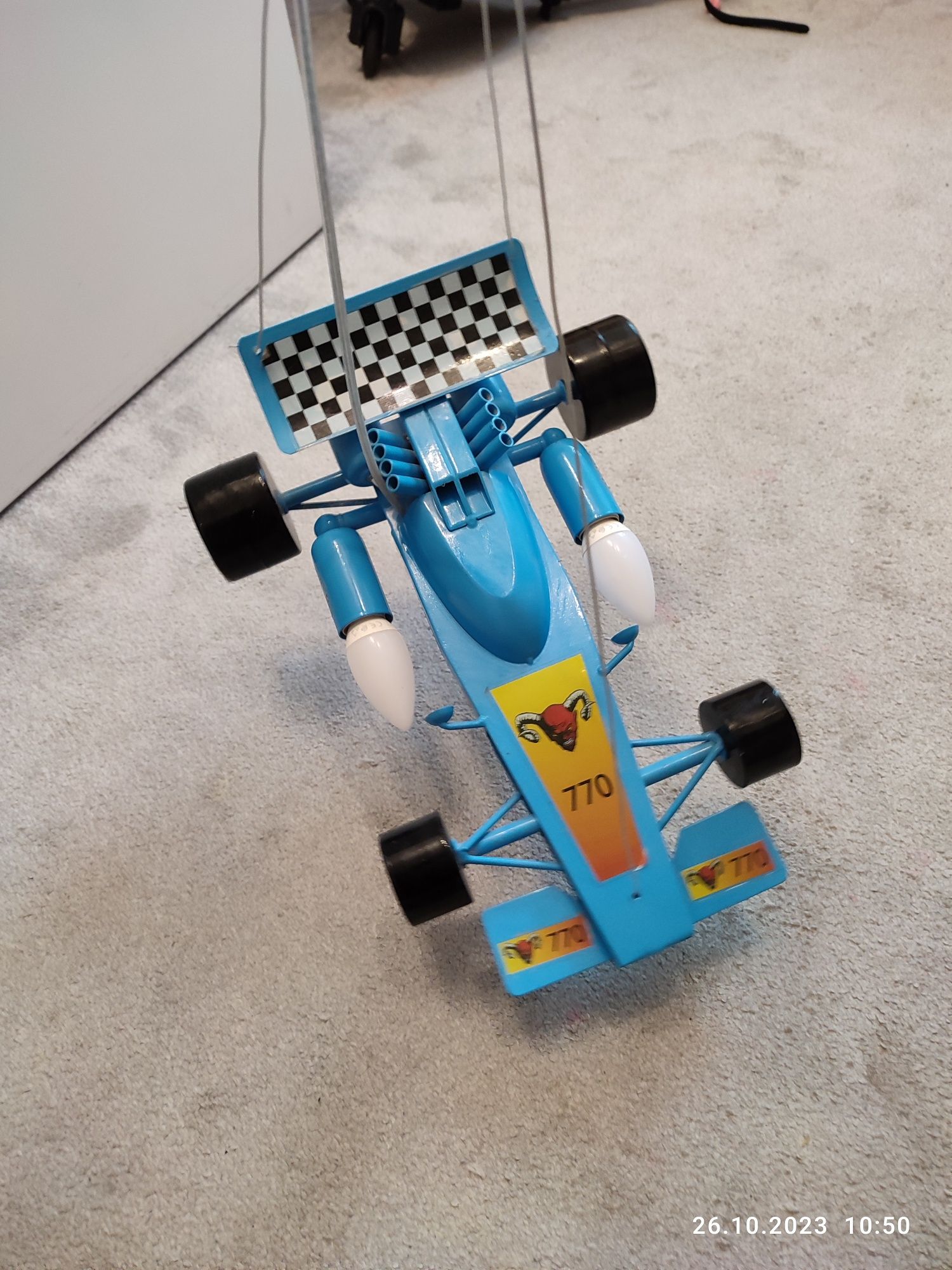 Lampa sufitowa żyrandol bolid F1 niebieska wyścigówka samochód