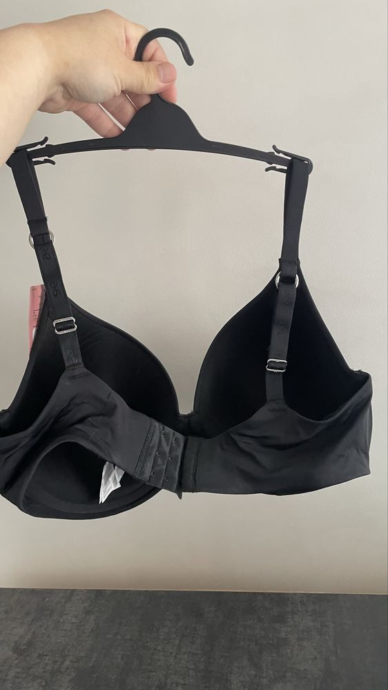 Ліф 85D, бюстгалтер 85Е, топ XL hunkemoller