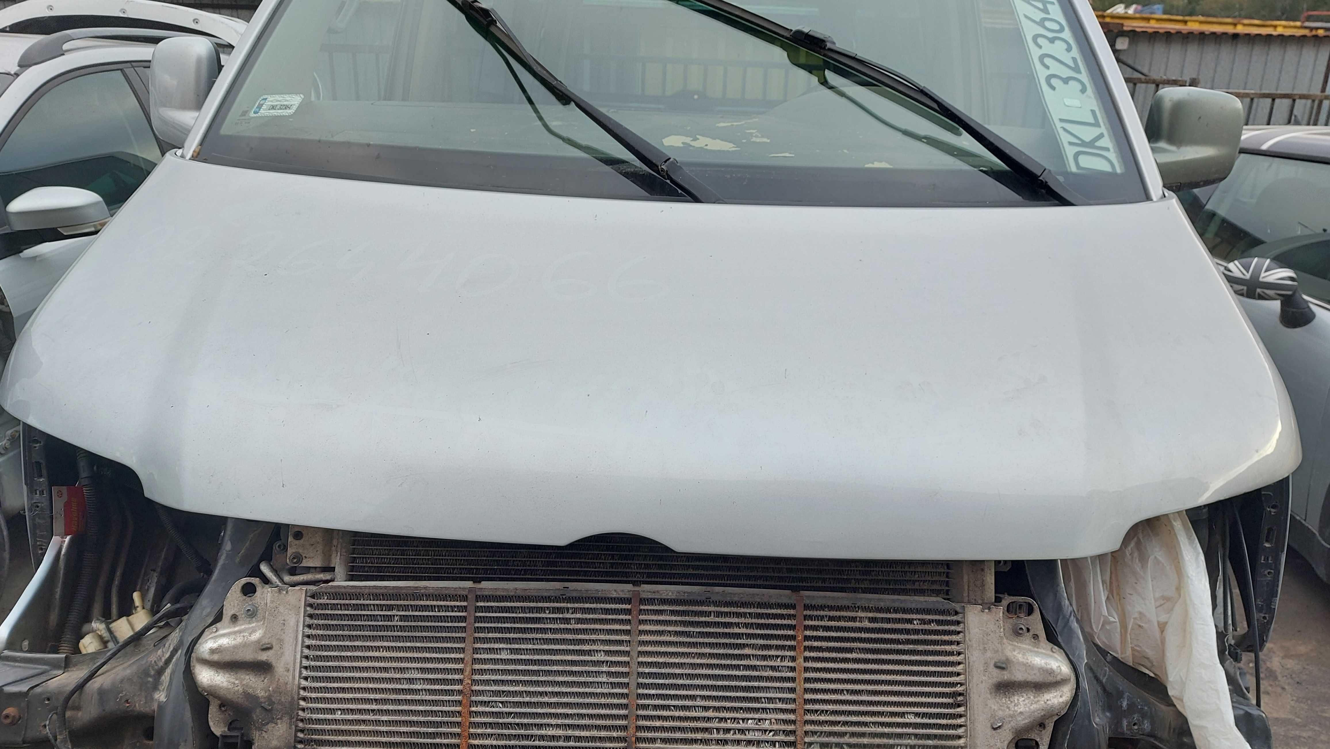 VW T5 Caravelle maska przednia srebrna FV transport/dostawa