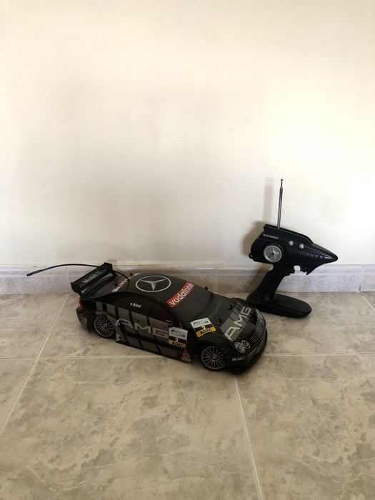 Carro RC telecomandado a gasolina