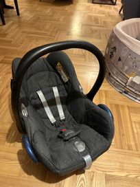 Fotelik Maxi Cosi Cabrio Fix + baza isofix Maxi Cosi