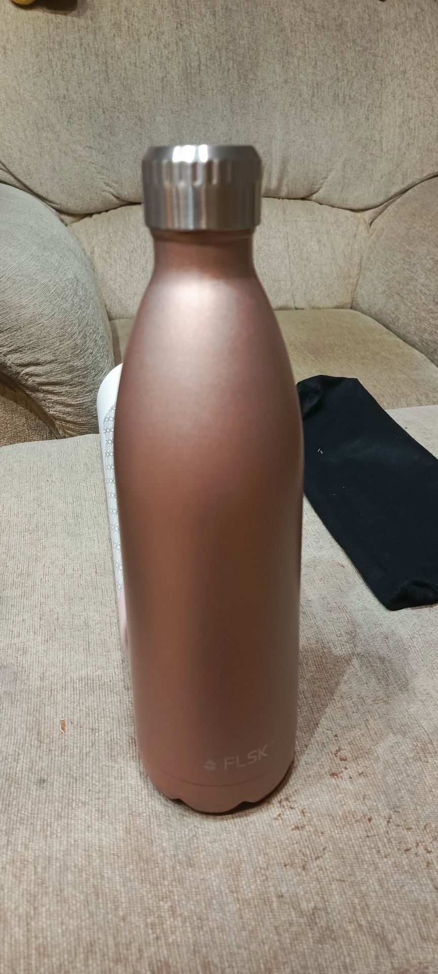 Butelka do picia FLSK ze stali nierdzewnej pojemność 1000ml.
