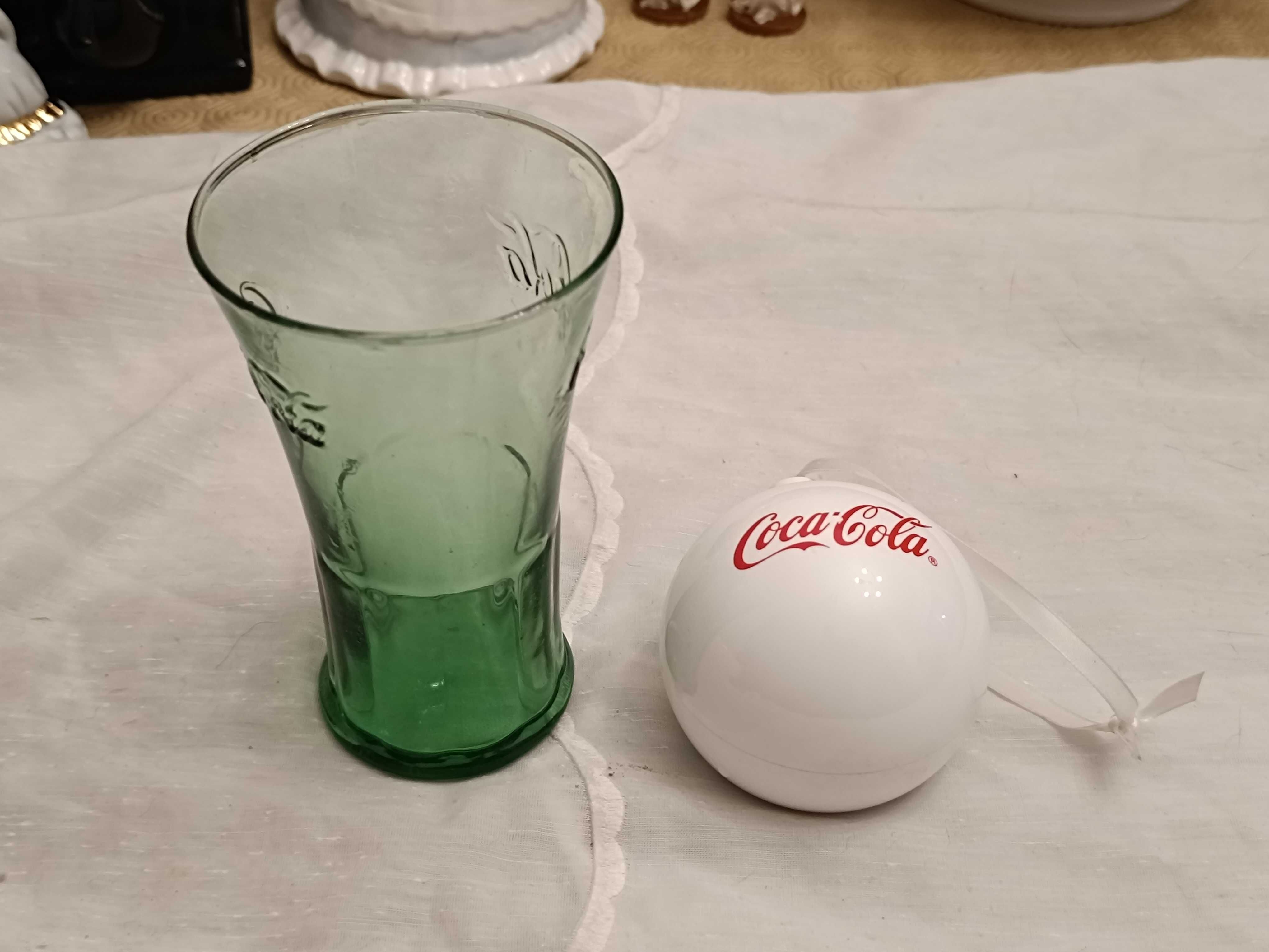 2 Copos e Bola Coca Cola