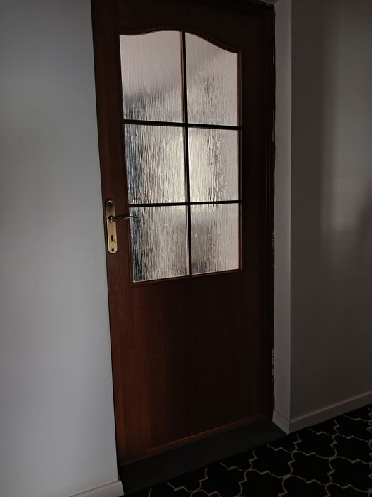 Sprzedam drzwi wewnętrzne prawe 80