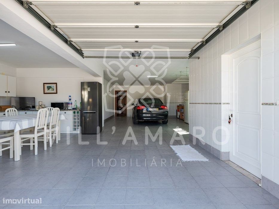 Moradia isolada, T4, em urbanização de prestígio, Venda do Pinheiro