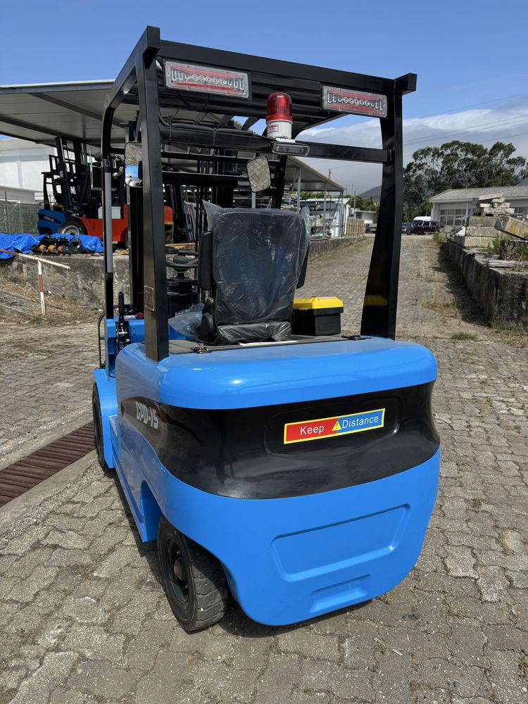 Empilhador 1.5ton eletrico novo