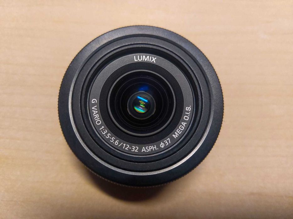Objetiva Panasonic Lumix 12-32mm f/3.5-5.6