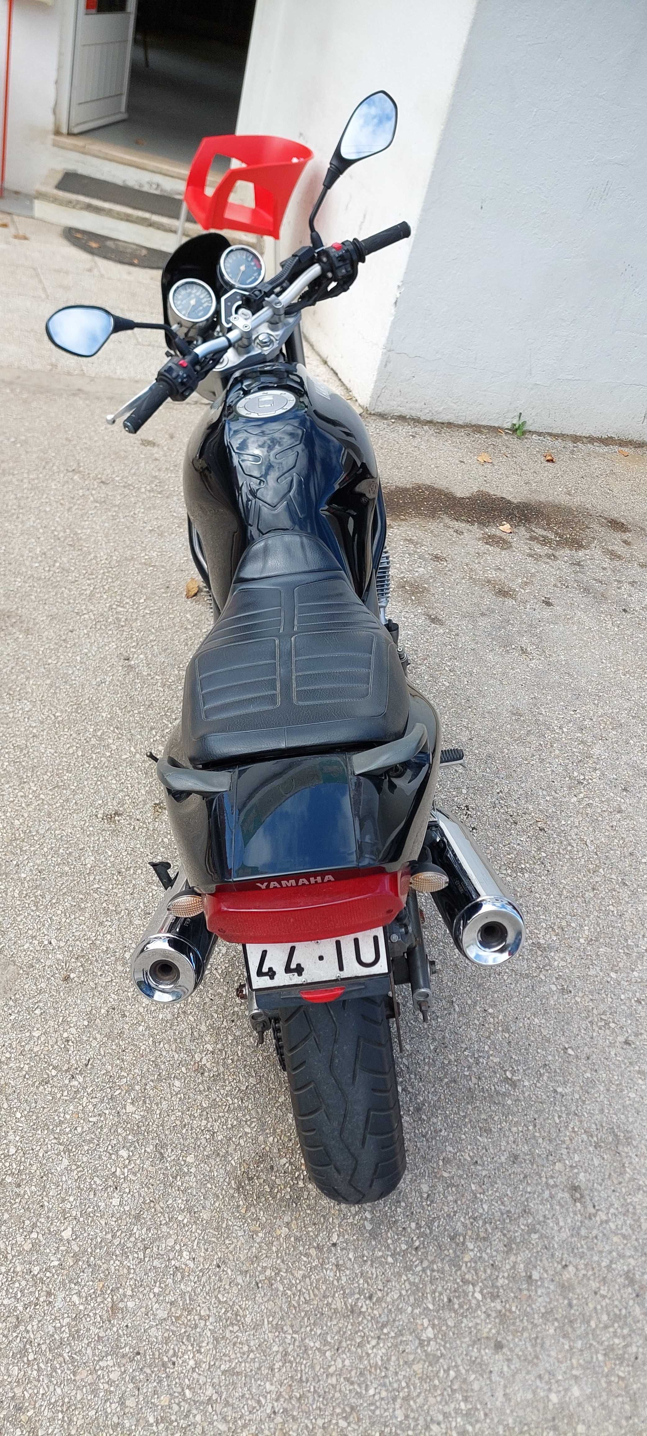 Vendo Yamaha XJ600N