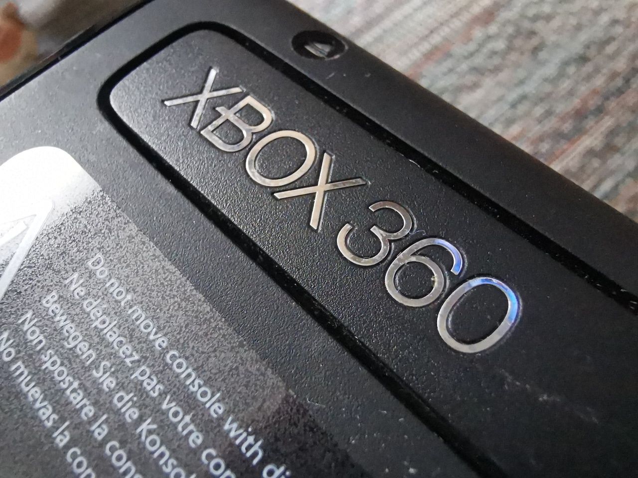 XBOX 360 4GB + przystawka pc + FIFA14