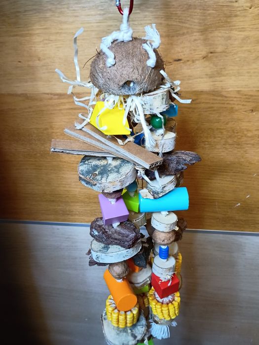 Duży Gryzak dla Papug – Ręcznie Robiony 75cm