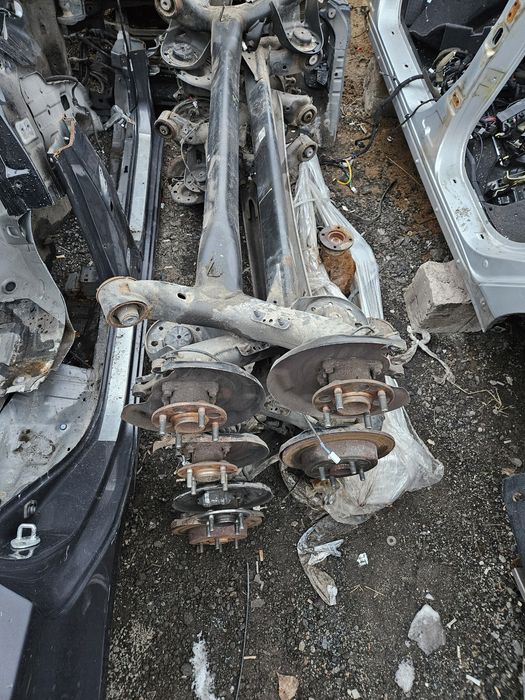 Задня балка HYUNDAI accent