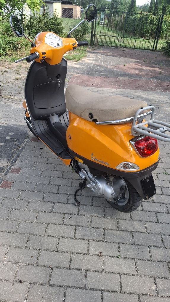 Piaggio Vespa LX 50