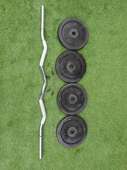 Barra W + 40kgs em pesos