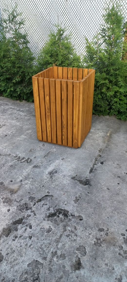 Декор для саду, вироби з дерева
