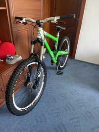 Двохпідвіс COMMENCAL Meta 666