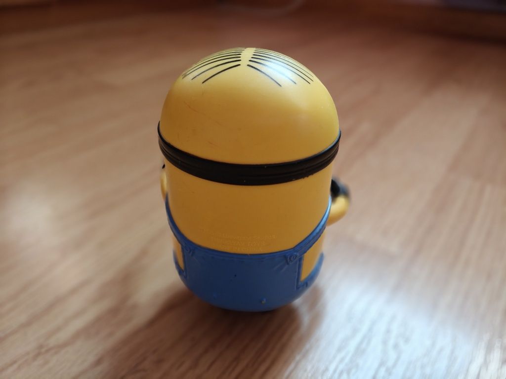 Figurka Minionek Stuart 14 cm