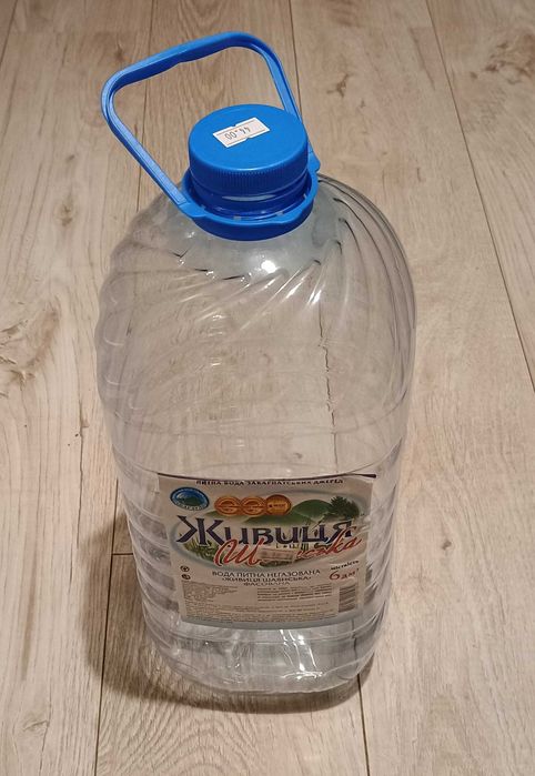 Бутиль 10 л, 6 л - чисті бутлі з-під магазинної води. Ужгород