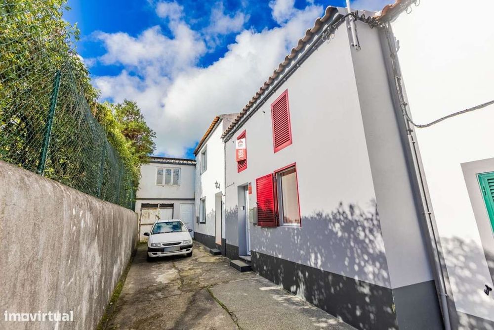 Moradia na Fajã de Cima