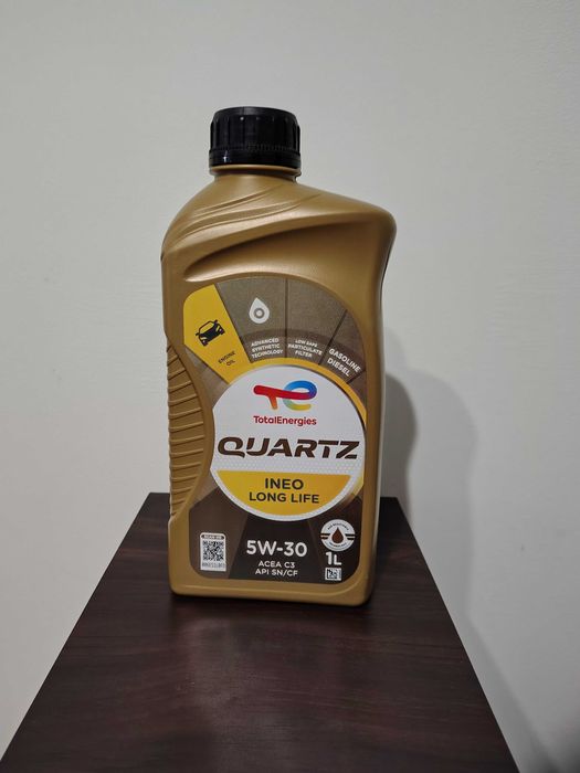 Масло автомобільне Quartz 5w-30 1 літр.