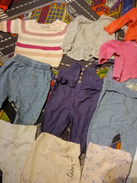 Zestaw ubrań dla dziewczynki rozmiar 62