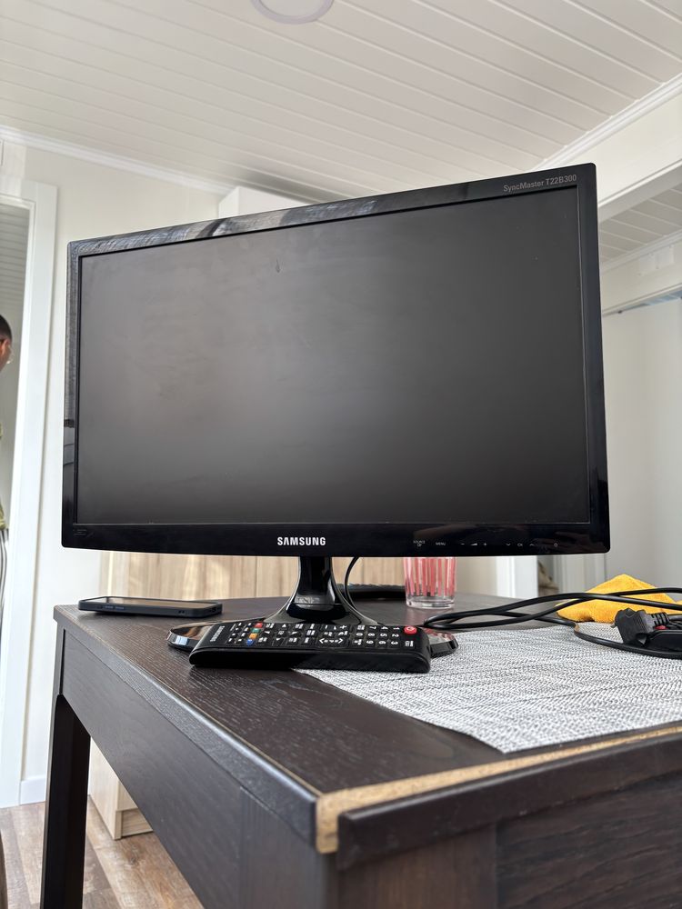 Vendo 2 tvs em conjunto ou separado