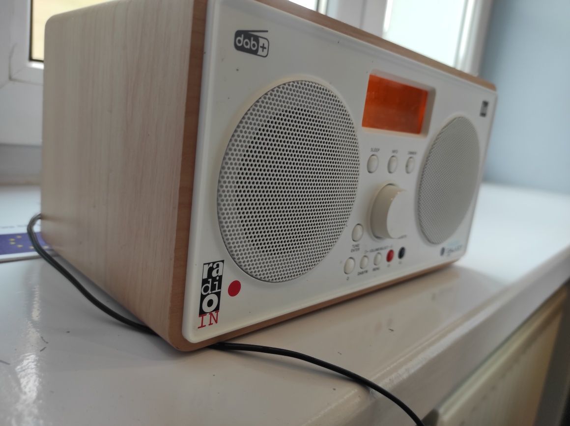 Radio DAB + technology